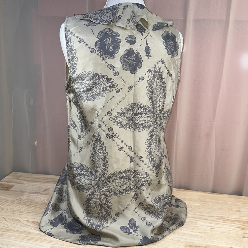 CAbi Tranquil Flouncy Floral Silk Tunic Blouse - Picture 4 of 10